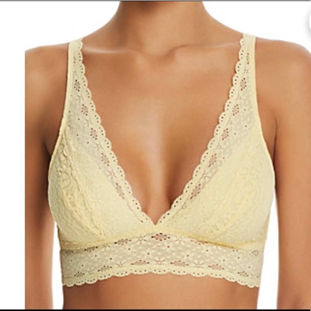Wacoal Halo Lace Bralette in Pale Banana